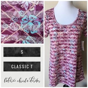 NWT Lularoe Classic T
